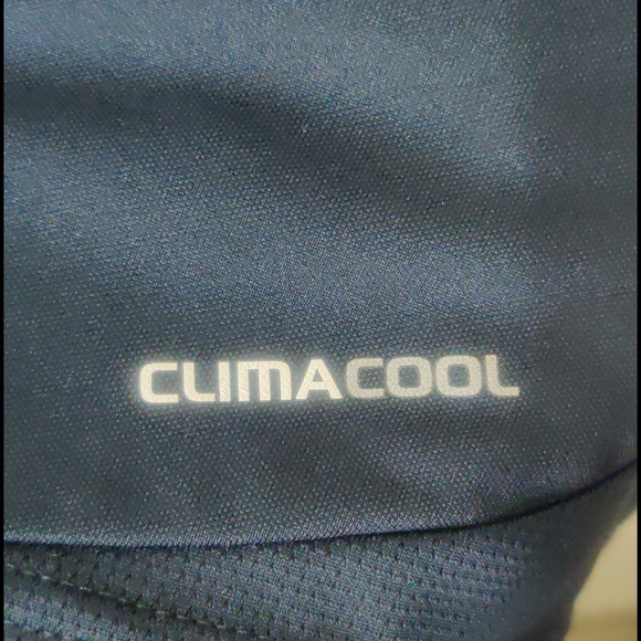 Real Madrid Blue Jersey XL - Picture 7 of 12